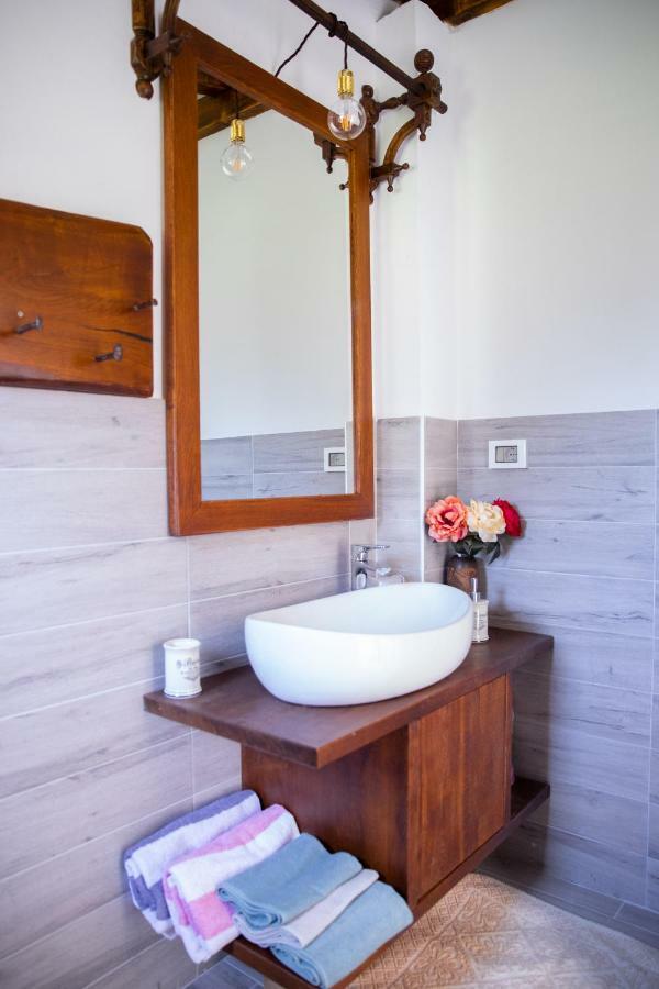 ברטוניגלה Damjanic Holiday House מראה חיצוני תמונה